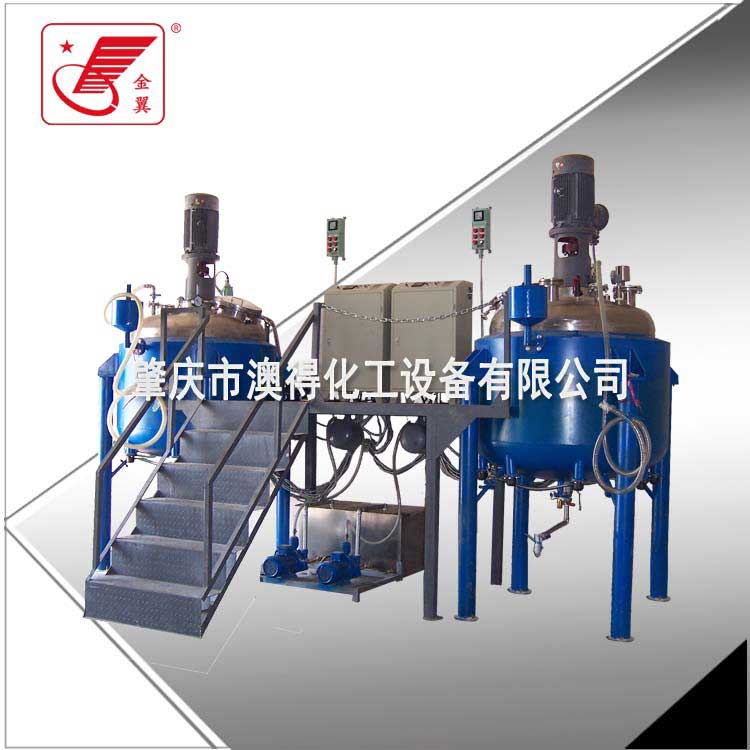 500L不(bu)鏽鋼電加熱(rè)反應釜