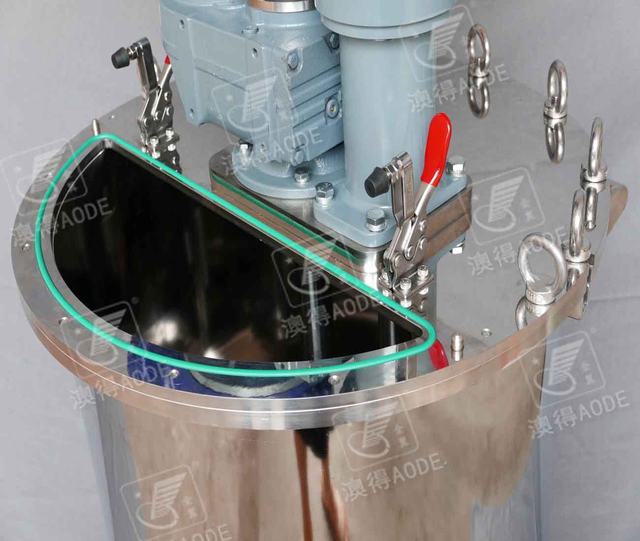 150L高(gāo)低速中(zhōng)轉缸